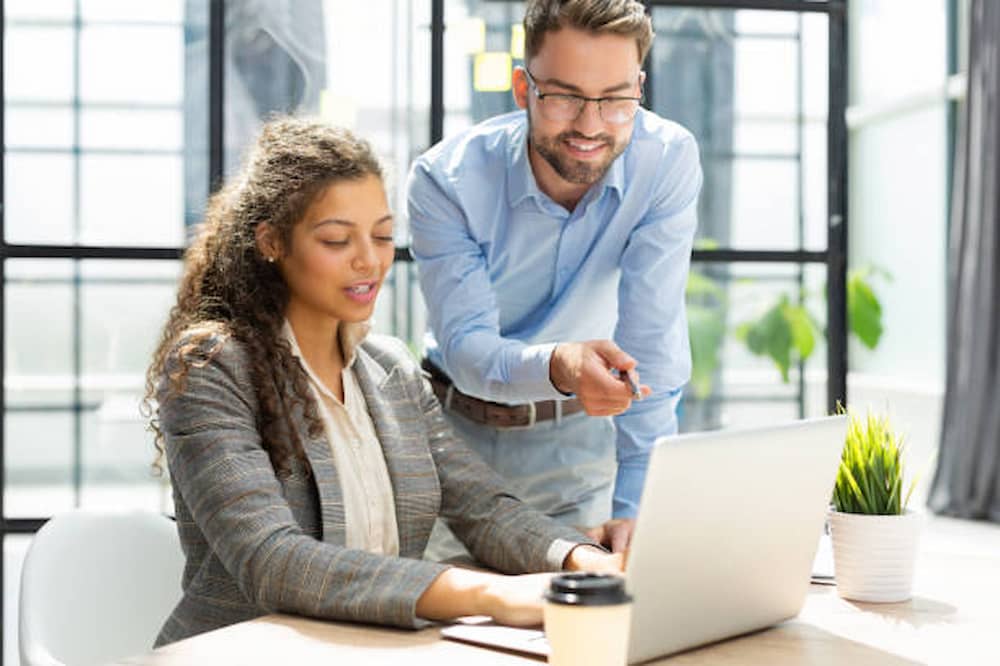 Why You Need a Business Coach For Your Online Business